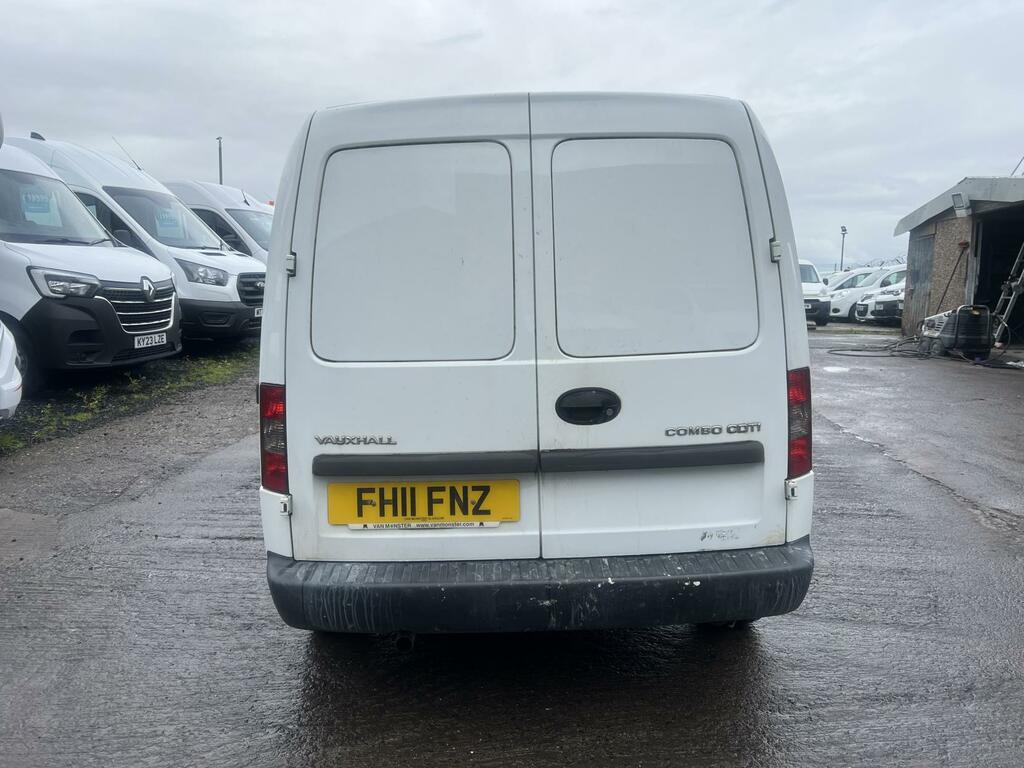Vauxhall Combo Se White #5