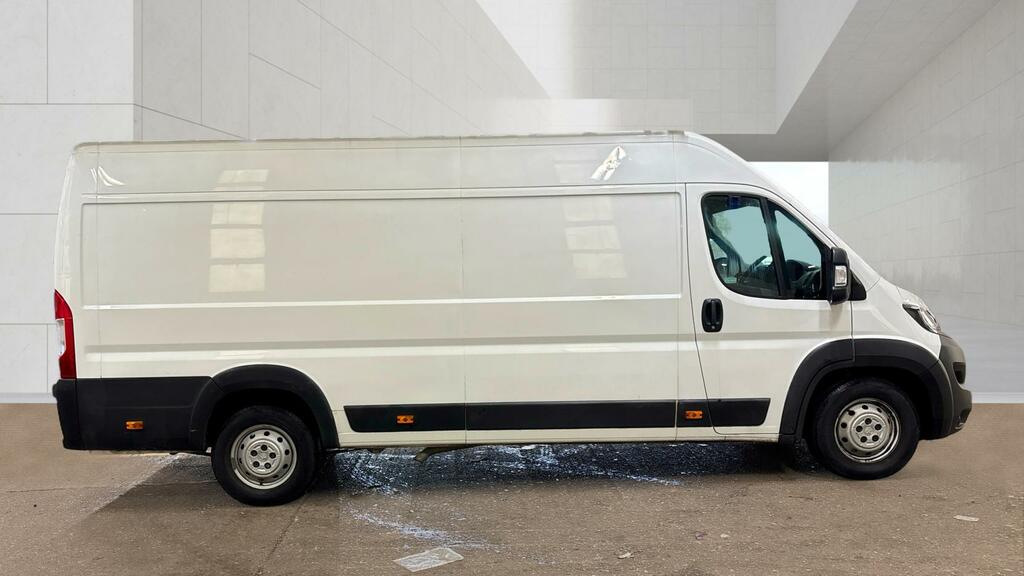 Peugeot Boxer Professional White #6