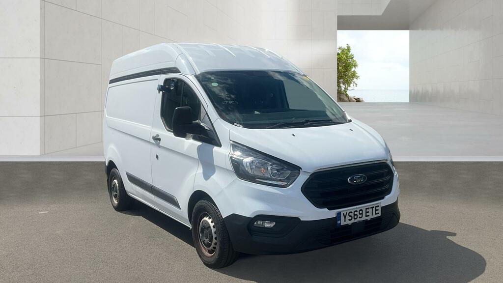 Ford Transit Custom Leader White