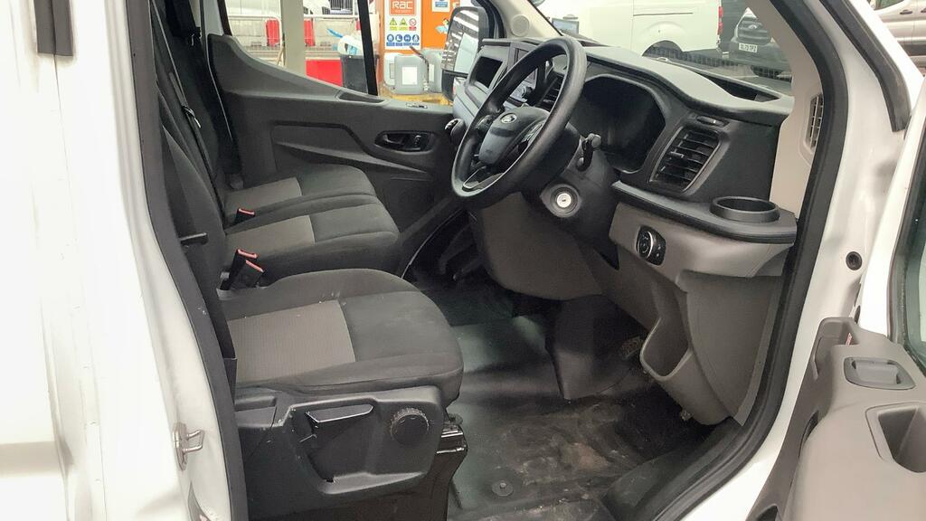 Ford Transit Custom Leader White