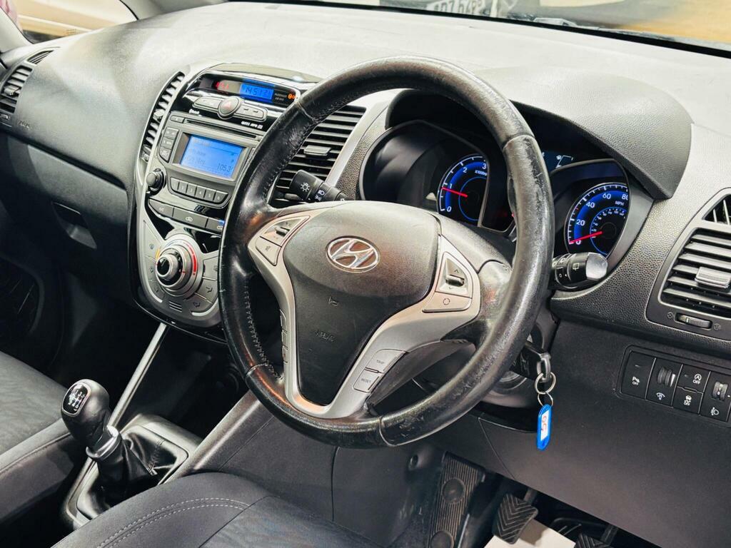 Hyundai Ix20 1.4 Classic Hatchback Euro 5 90 Silver #10