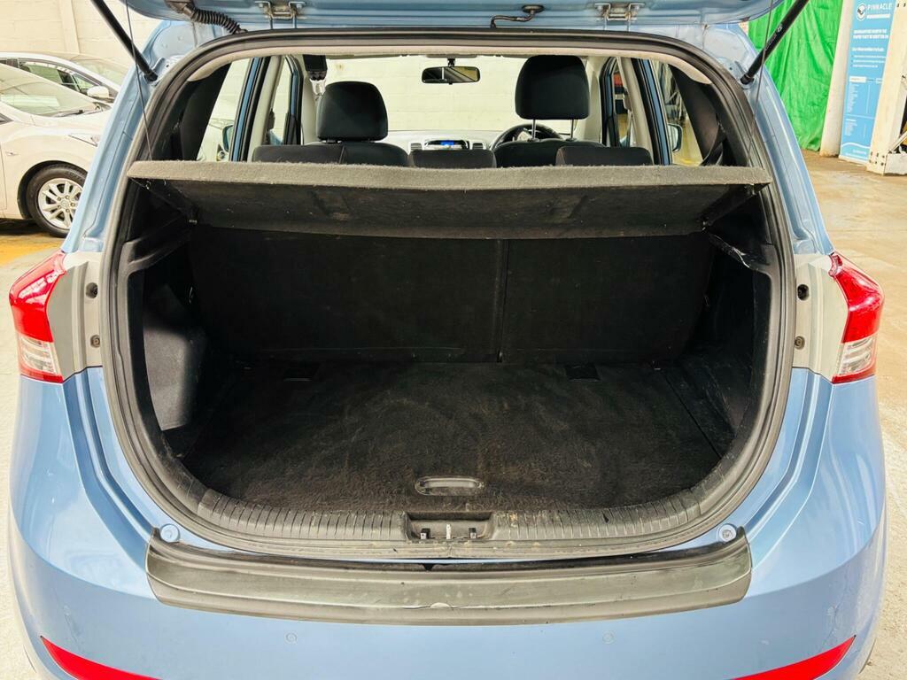 Hyundai Ix20 1.4 Classic Hatchback Euro 5 90 Silver #22