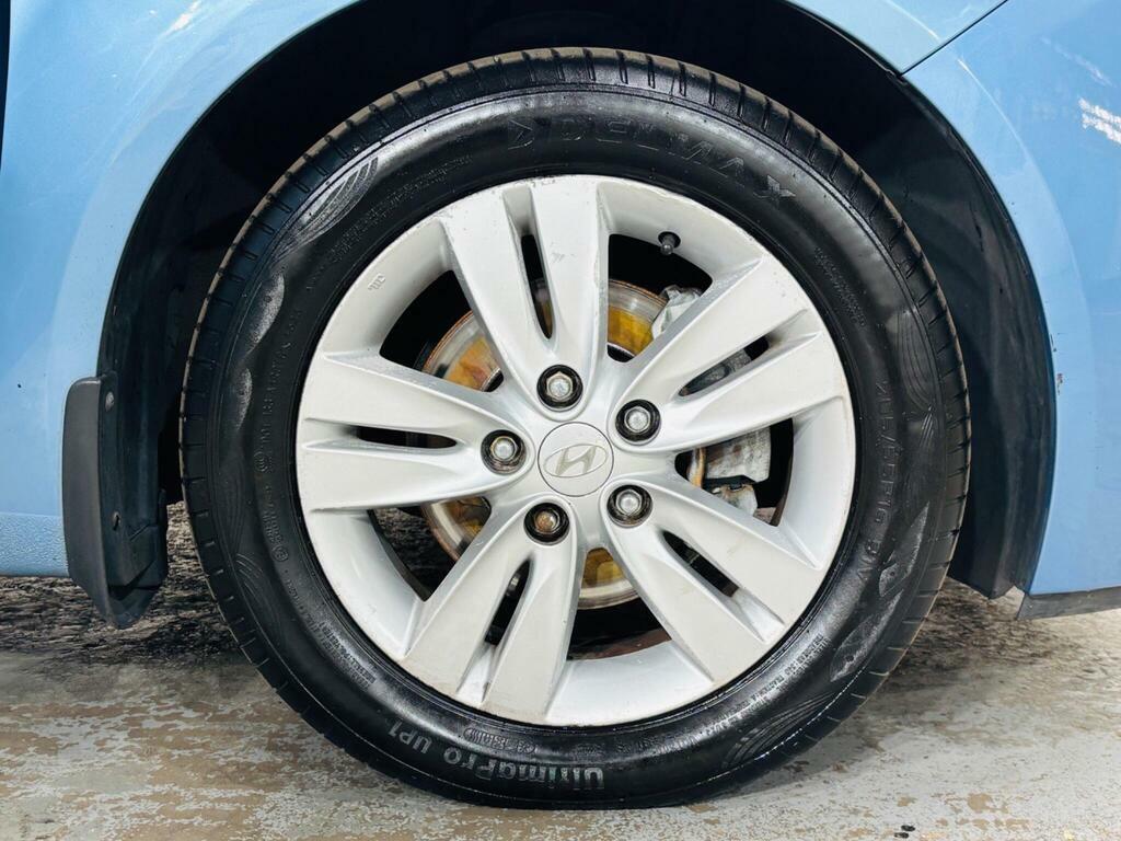 Hyundai Ix20 1.4 Classic Hatchback Euro 5 90 Silver #21