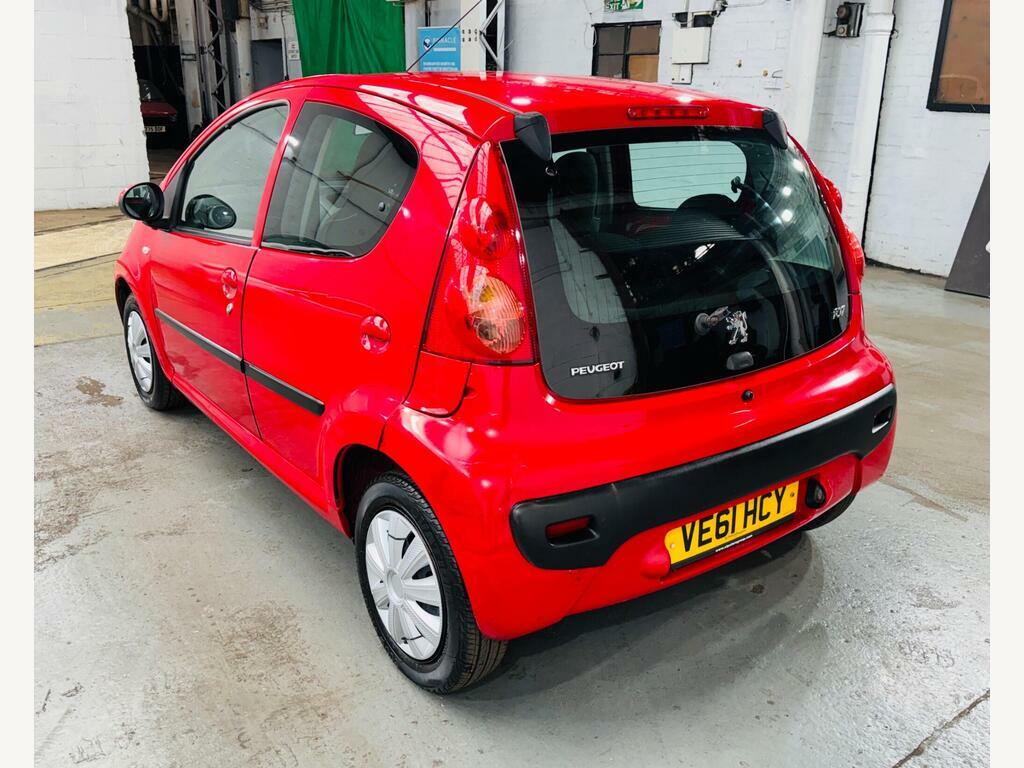 Peugeot 107 1.0 12V Urban 2 Tronic Euro 5 Red #6