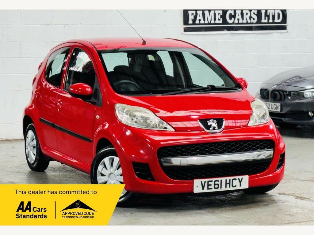 Peugeot 107 1.0 12V Urban 2 Tronic Euro 5 Red