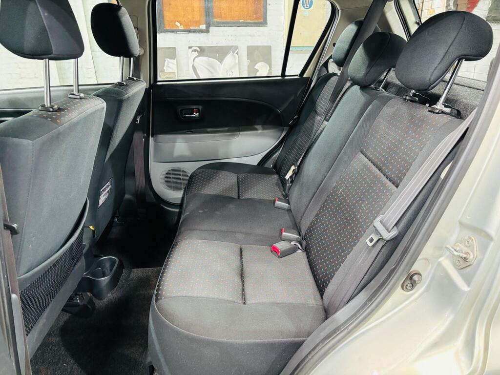 Daihatsu Sirion Sirion Se Silver #13