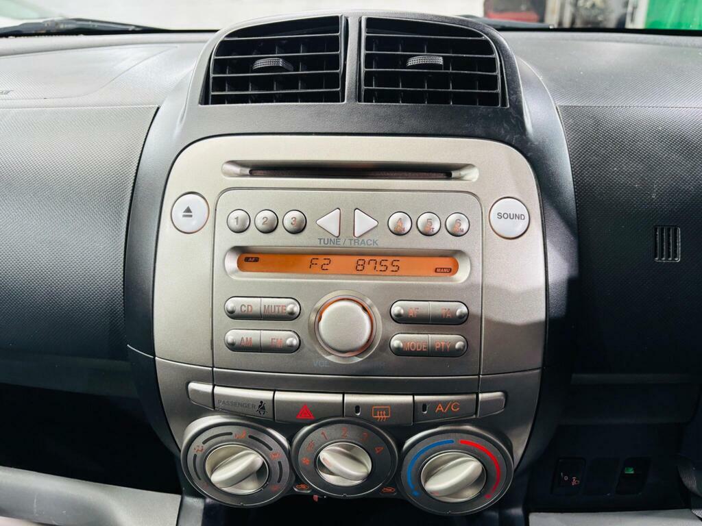 Daihatsu Sirion Sirion Se Silver #15