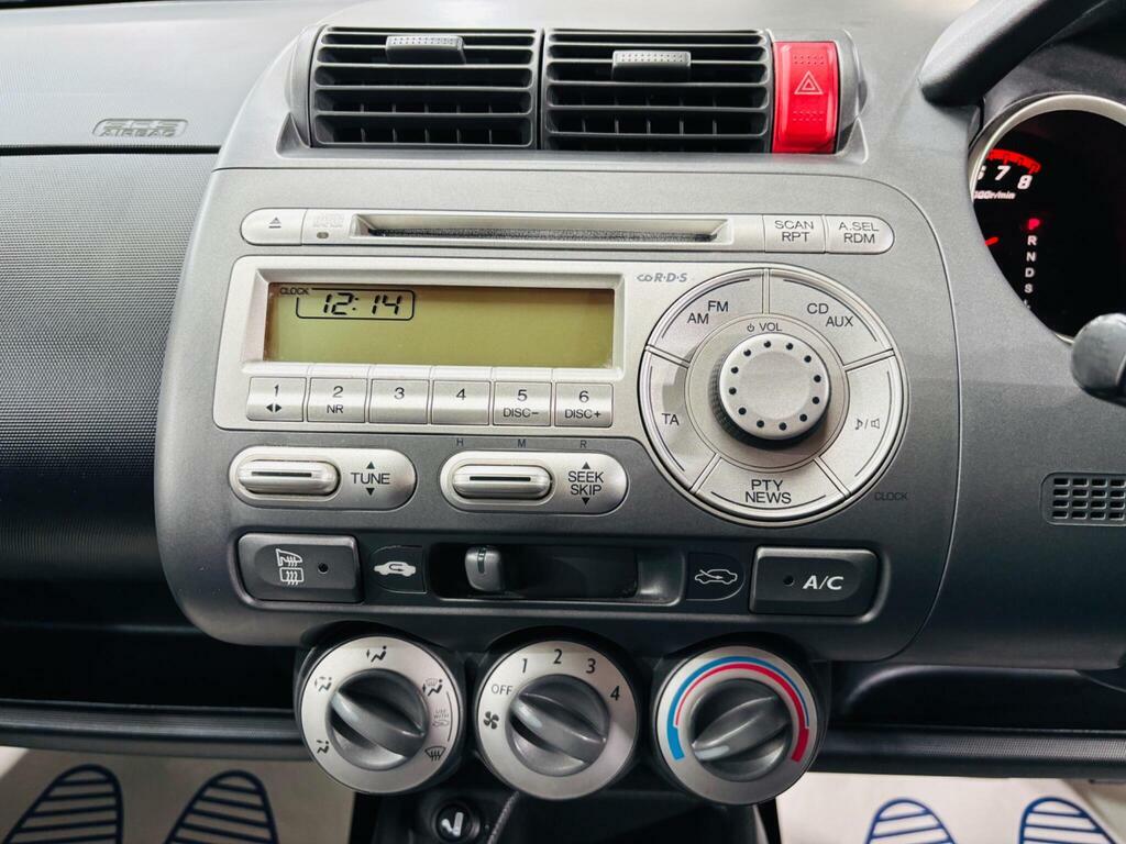 Honda Jazz 1.3 Dsi Se 82 Bhp A1 Blue #19