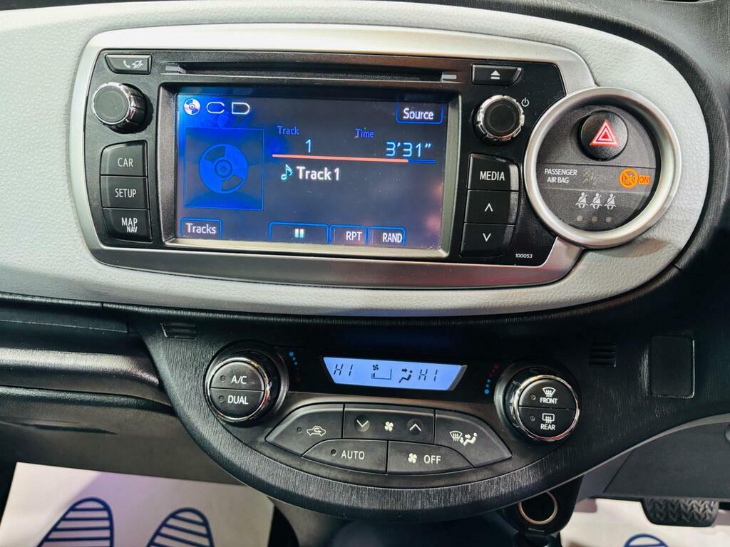 Toyota Yaris Toyota Hatchback 1.33 Vvt-i Tr Multidrive S Grey #20