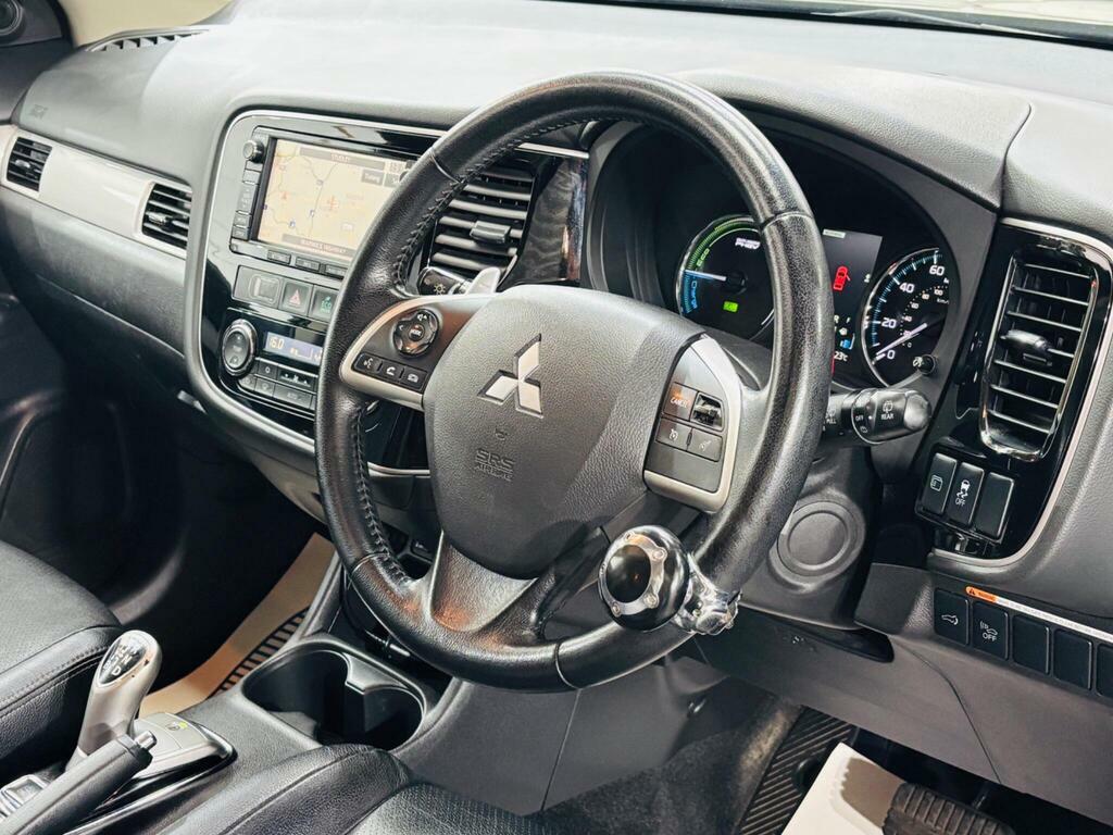 Mitsubishi Outlander 2.0H 12Kwh Gx4hs Suv Plug-in Hybrid Cvt Grey #9