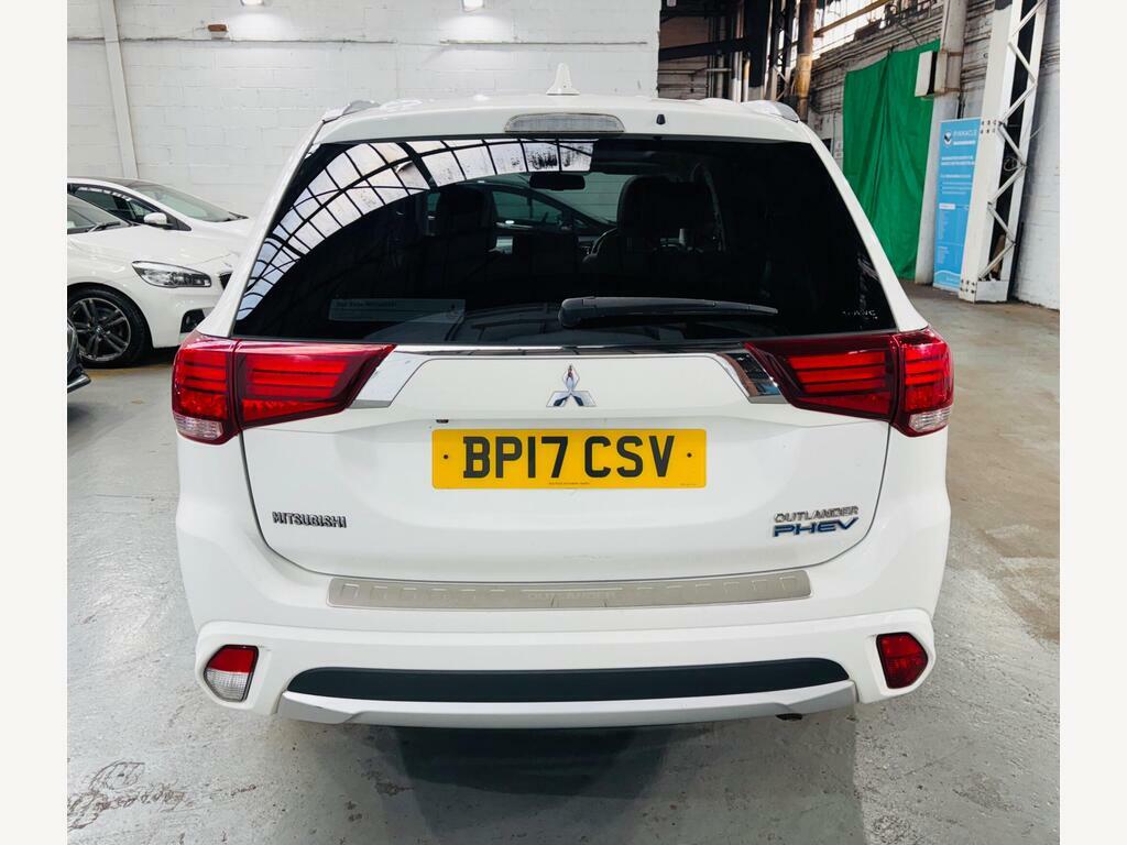 Mitsubishi Outlander 2.0H 12Kwh 4H Cvt 4Wd Euro 6 S S White #4