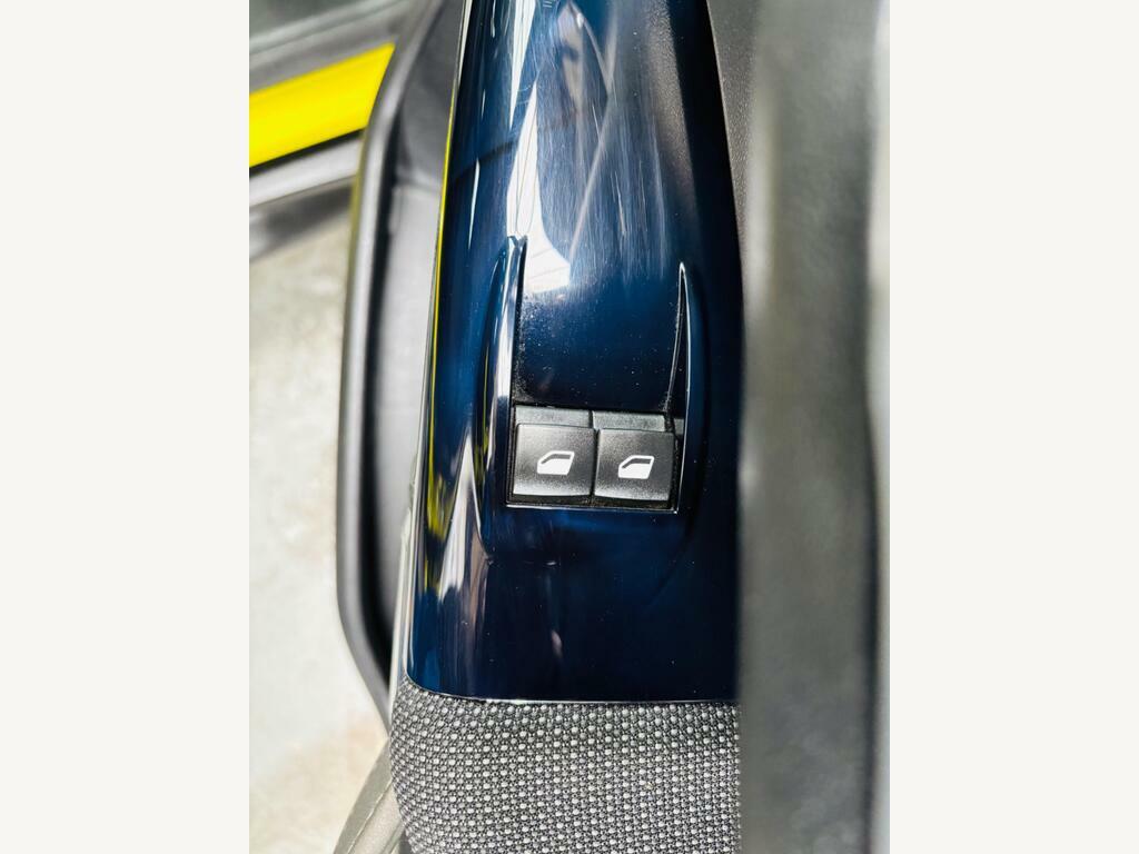 Citroen C4 Cactus 1.2 Puretech Touch Yellow #14