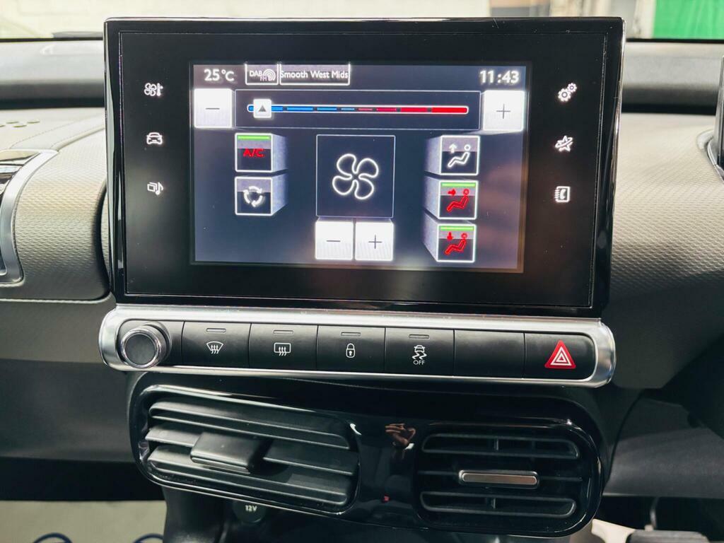 Citroen C4 Cactus 1.2 Puretech Touch Yellow #17