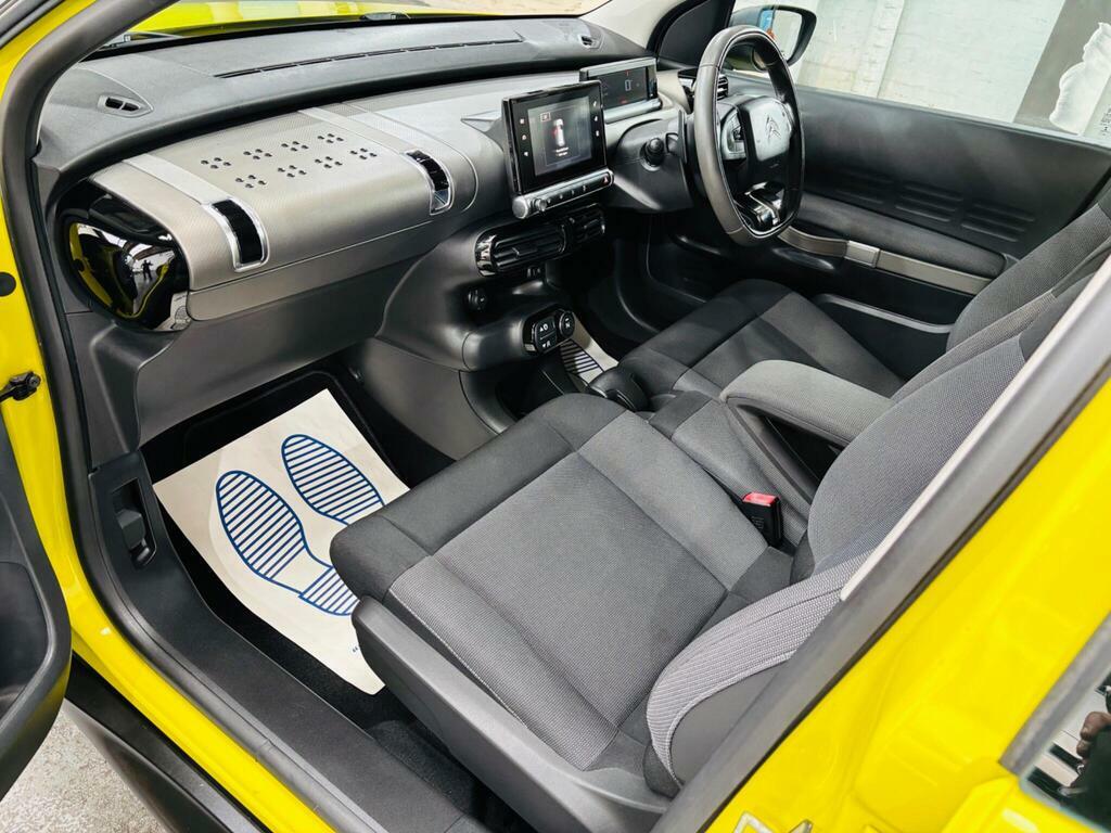 Citroen C4 Cactus 1.2 Puretech Touch Yellow #11