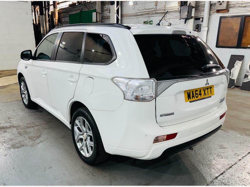 Mitsubishi Outlander 2.0H 12Kwh Gx3h Cvt 4Wd Euro 5 S S White #6