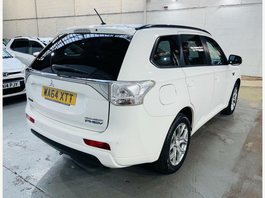 Mitsubishi Outlander 2.0H 12Kwh Gx3h Cvt 4Wd Euro 5 S S White #4