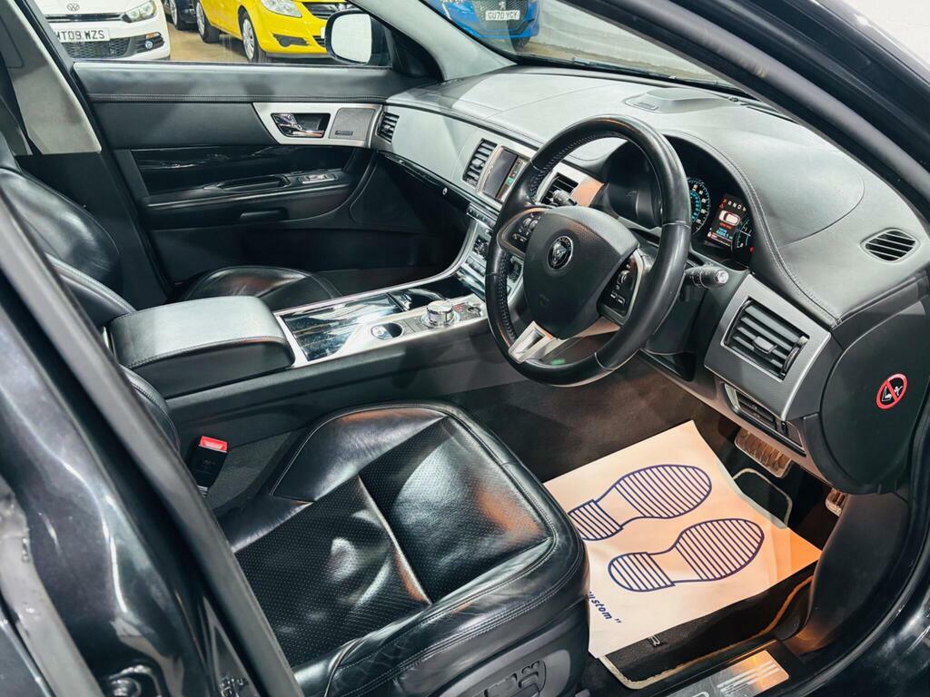 Jaguar XF D Premium Grey #9