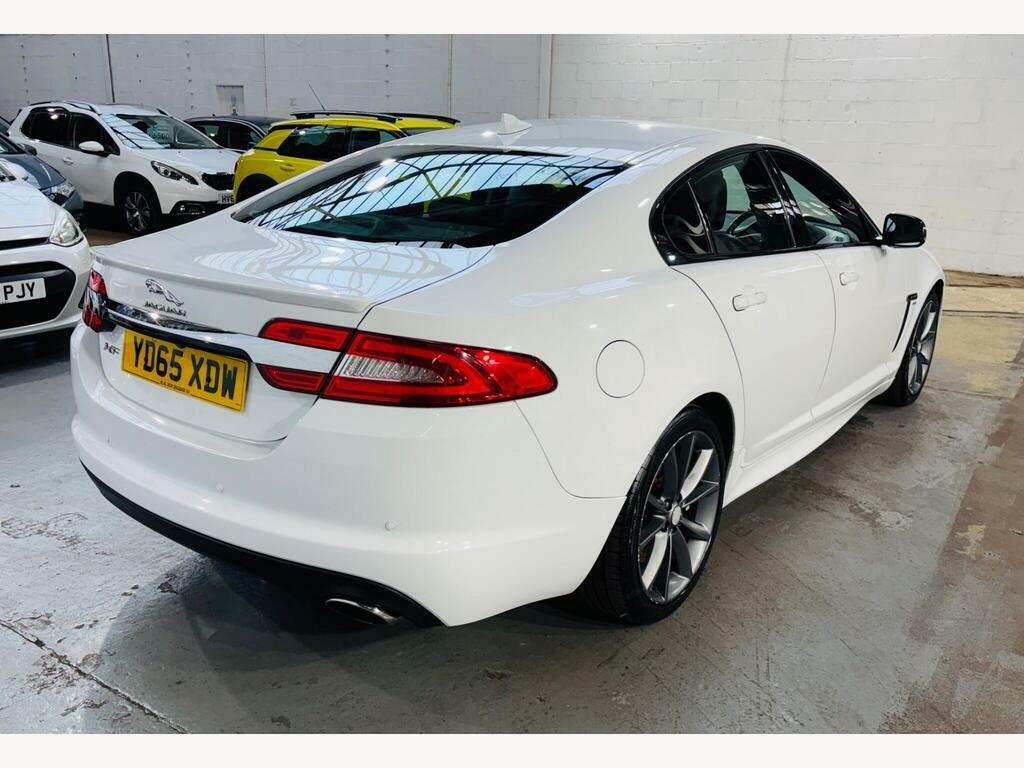Jaguar XF 2.2D R-sport Euro 5 S S White #4