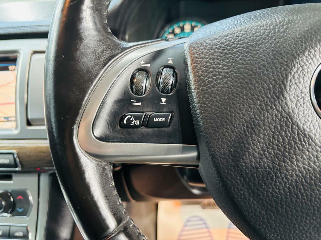 Jaguar XF 2.2 D Portfolio Blue #17