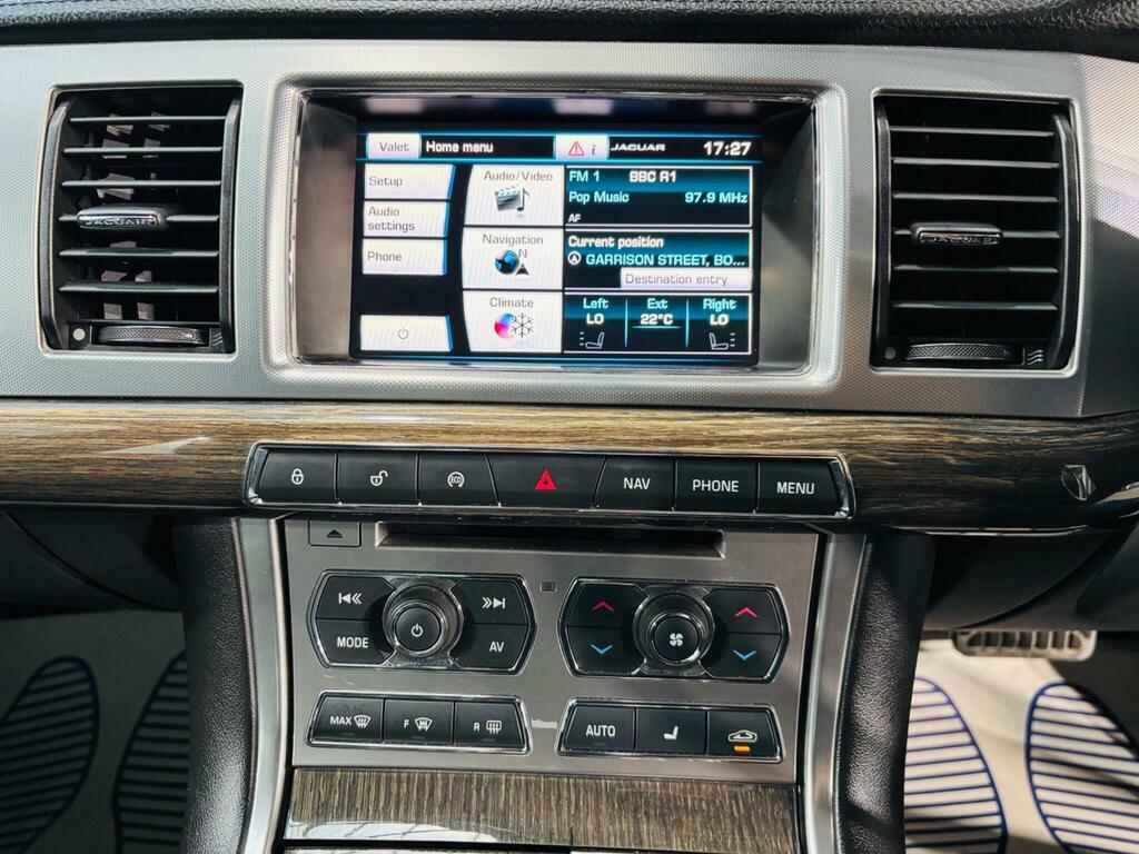 Jaguar XF 2.2 D Portfolio Blue #19