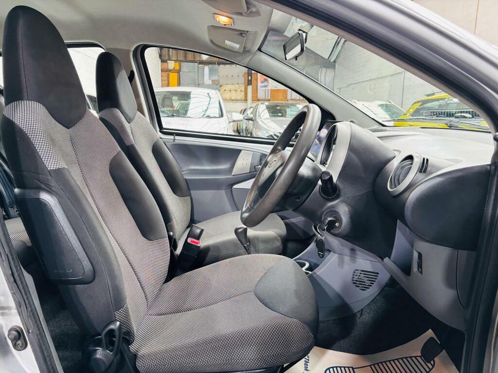 Toyota Aygo Hatchback  #11