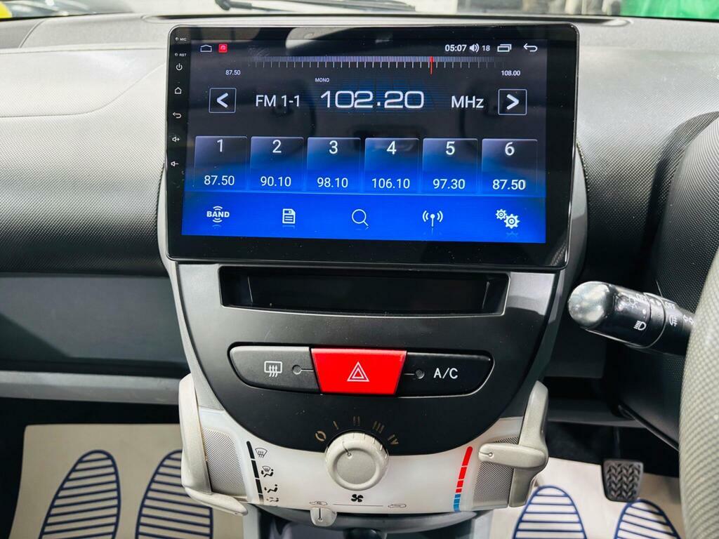 Toyota Aygo Hatchback  #18
