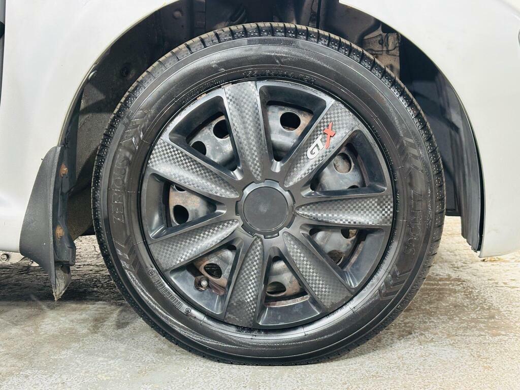 Toyota Aygo Hatchback  #20