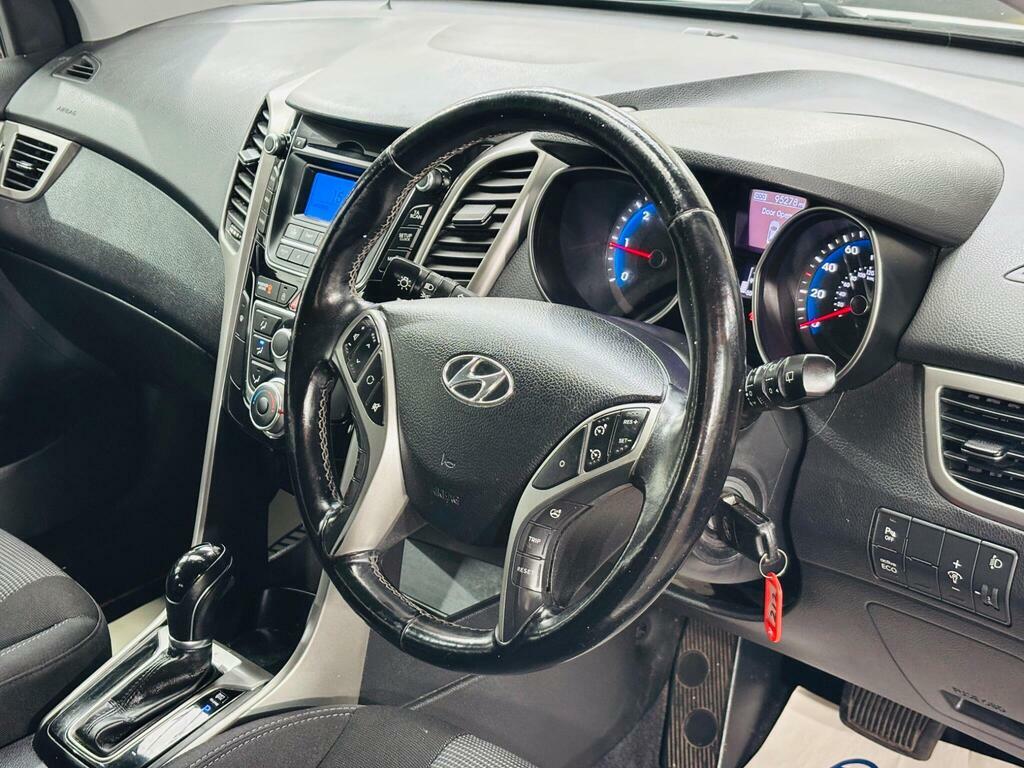 Hyundai I30 Crdi Active Blue Drive Silver #10