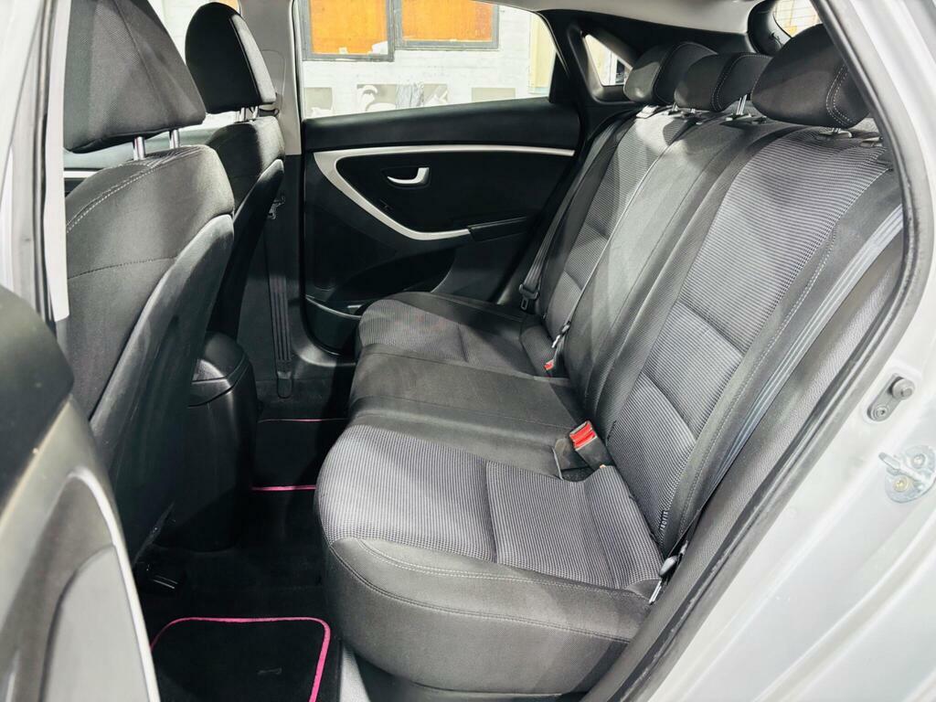 Hyundai I30 Crdi Active Blue Drive Silver #14