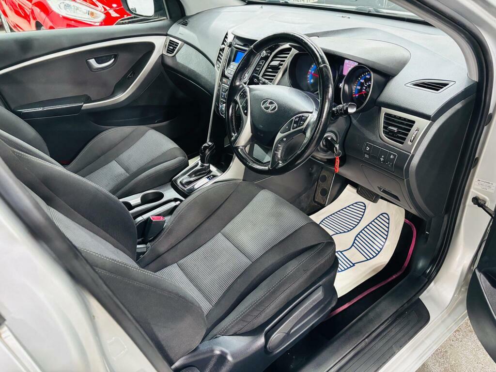 Hyundai I30 Crdi Active Blue Drive Silver #9