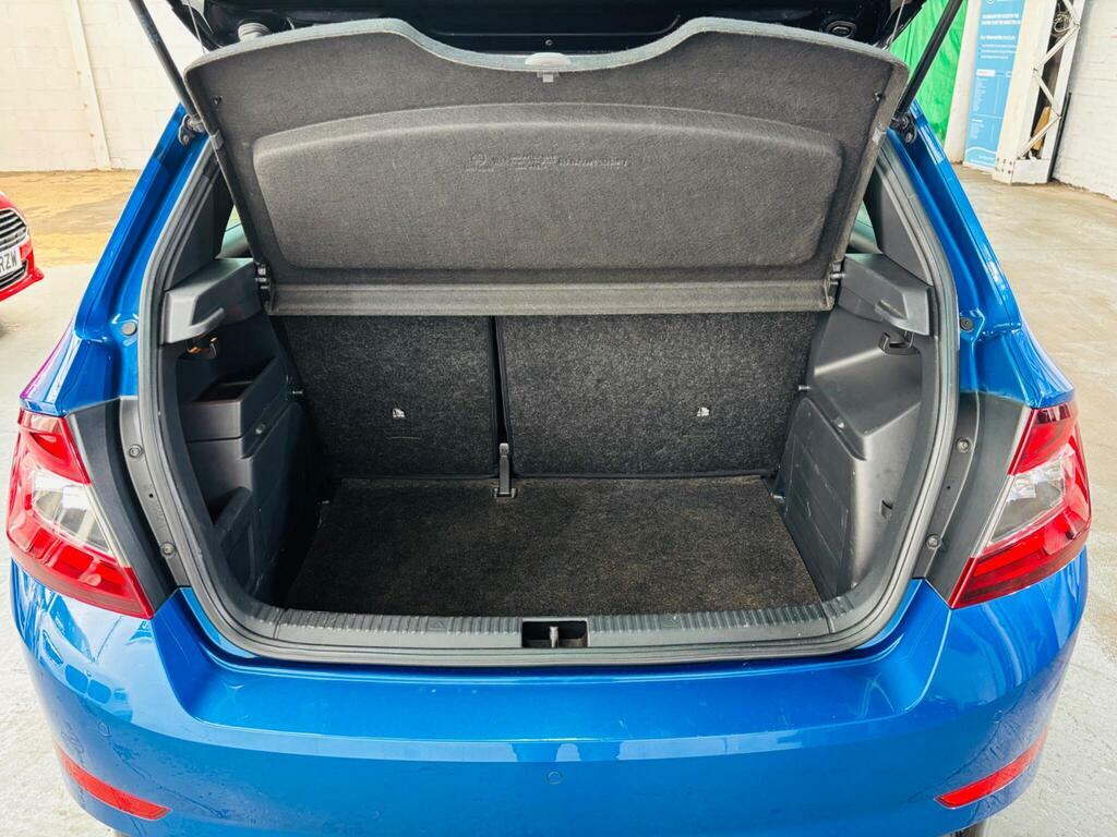 Skoda Fabia 1.0 Se Silver #24