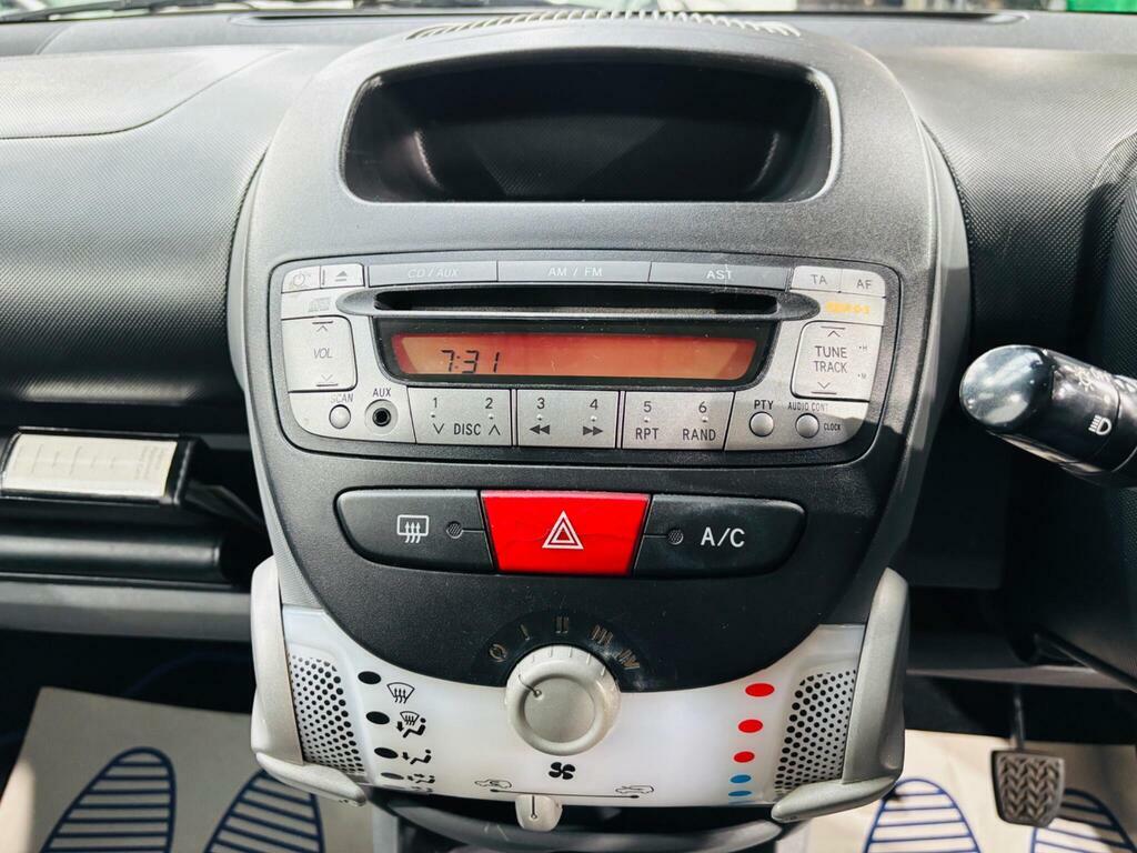 Toyota Aygo Hatchback Silver #16