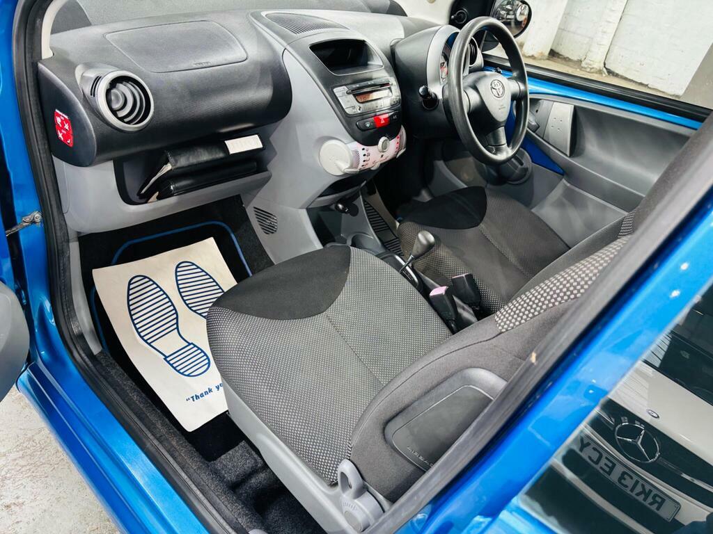 Toyota Aygo Hatchback Silver #12