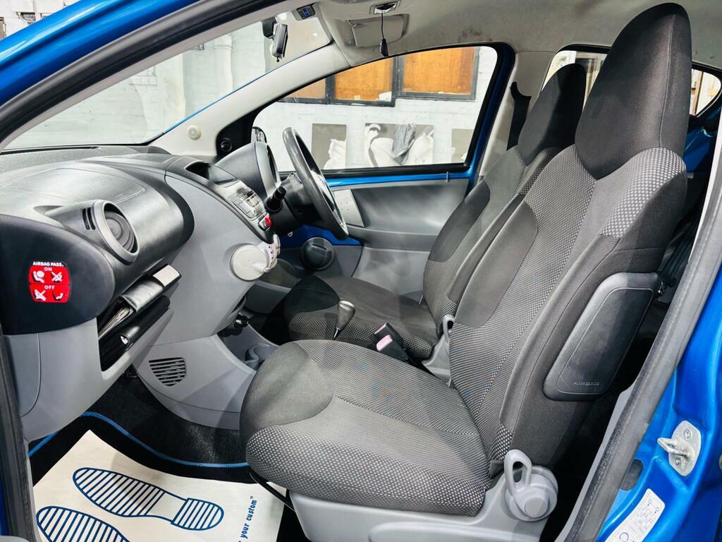 Toyota Aygo Hatchback Silver #13