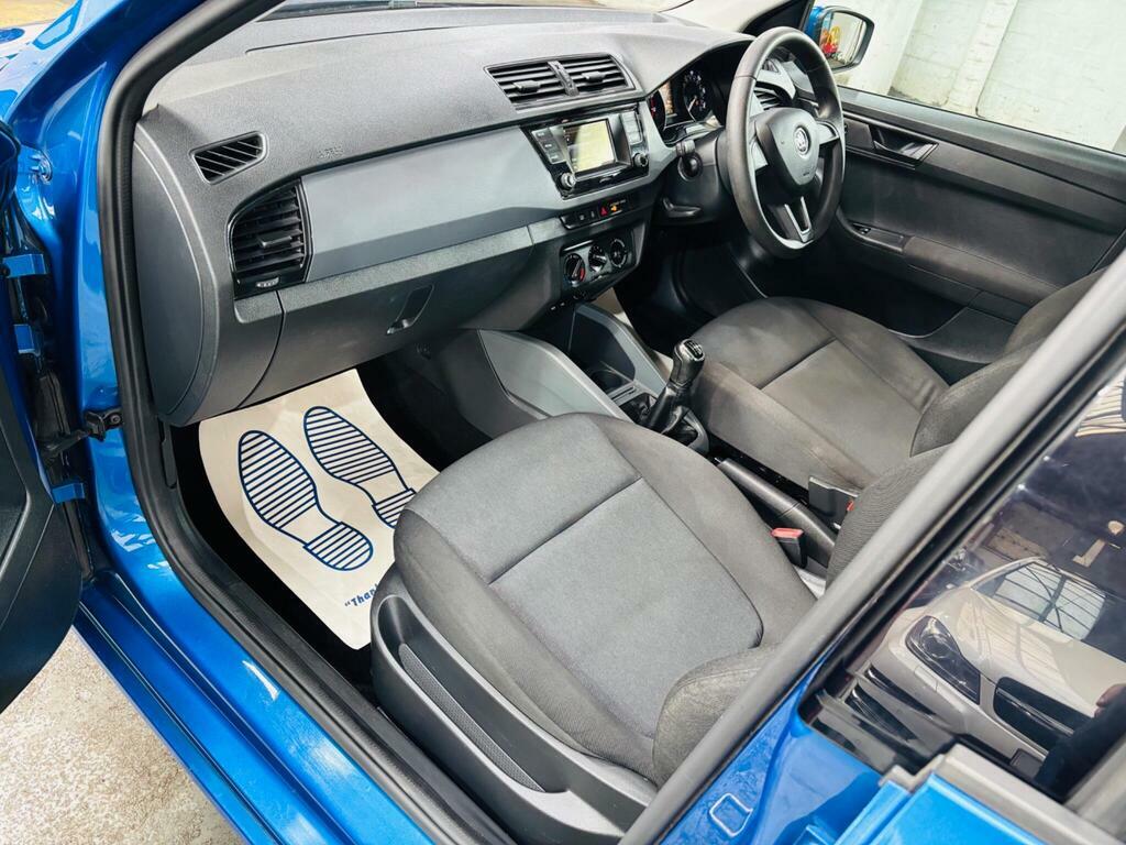 Skoda Fabia Se Tsi Red #12
