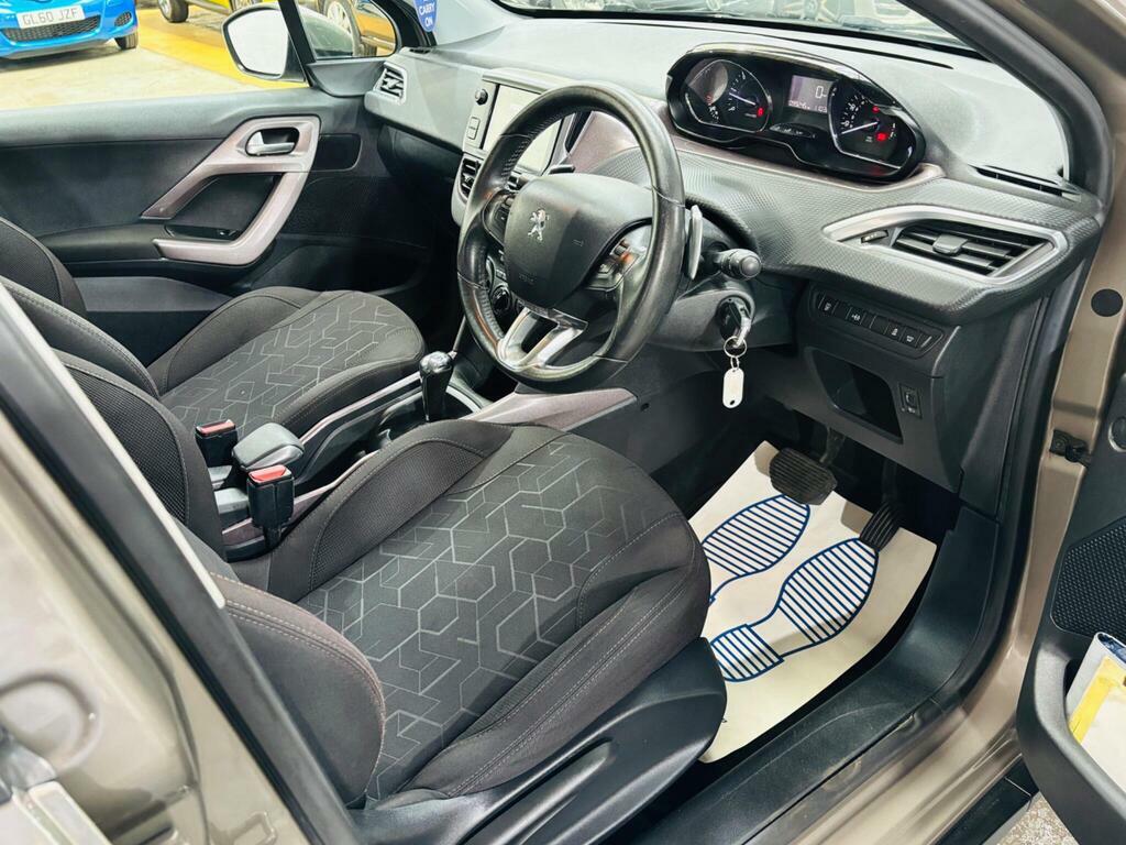 Peugeot 2008 1.6 E-hdi Active Egc White #9