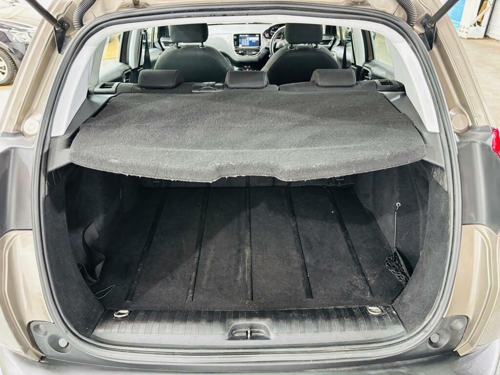 Peugeot 2008 1.6 E-hdi Active Egc White #23