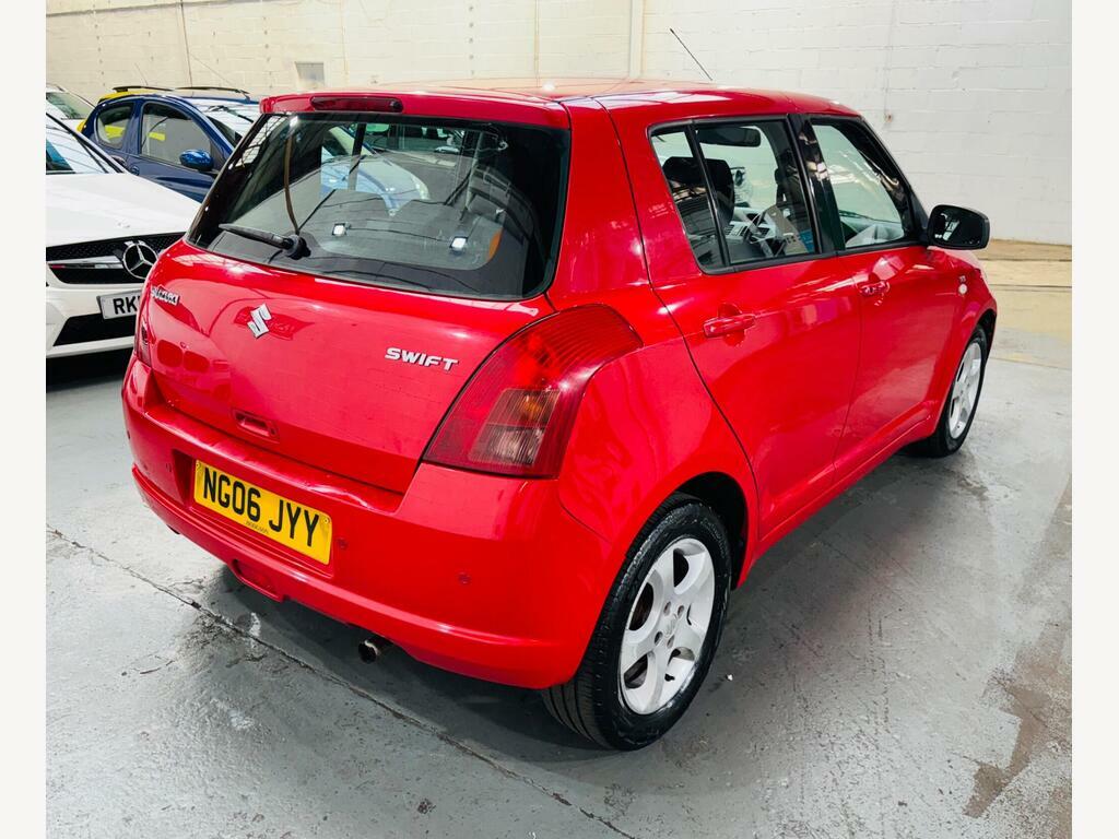 Suzuki Swift 1.5 Glx Red #4