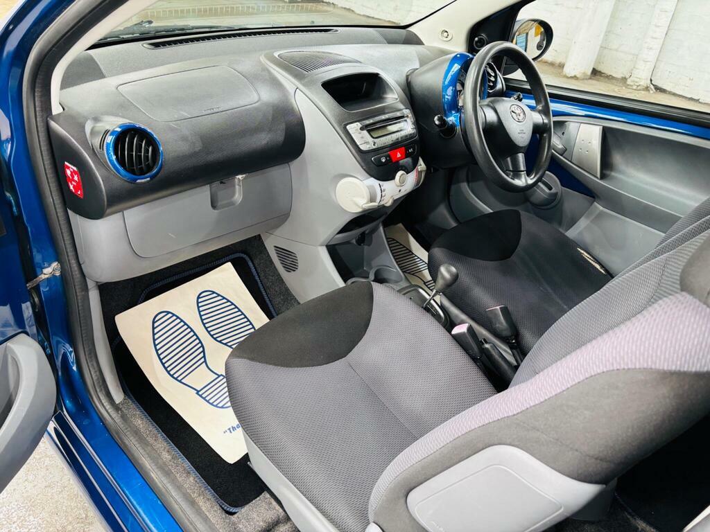 Toyota Aygo Hatchback Red #12