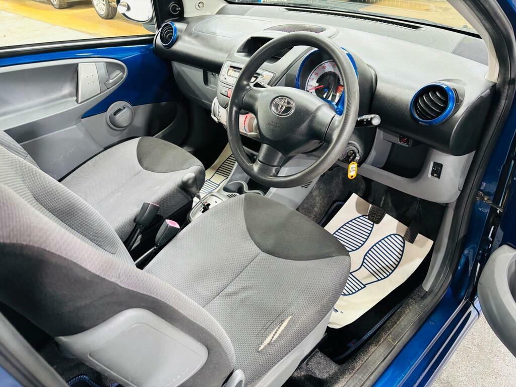 Toyota Aygo Hatchback Red #9