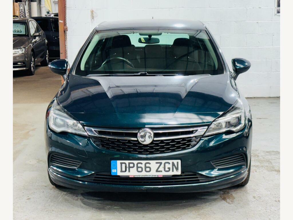 Vauxhall Astra 1.4I Turbo Tech Line Euro 6 S S Green #2