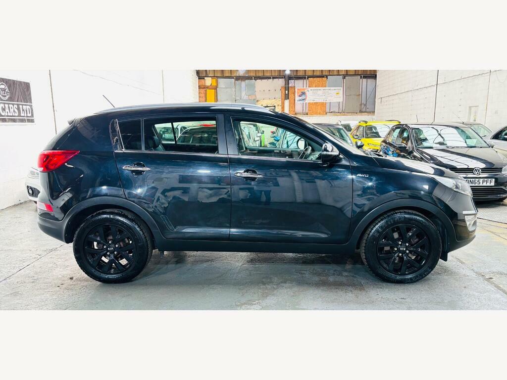 Kia Sportage  Black #7