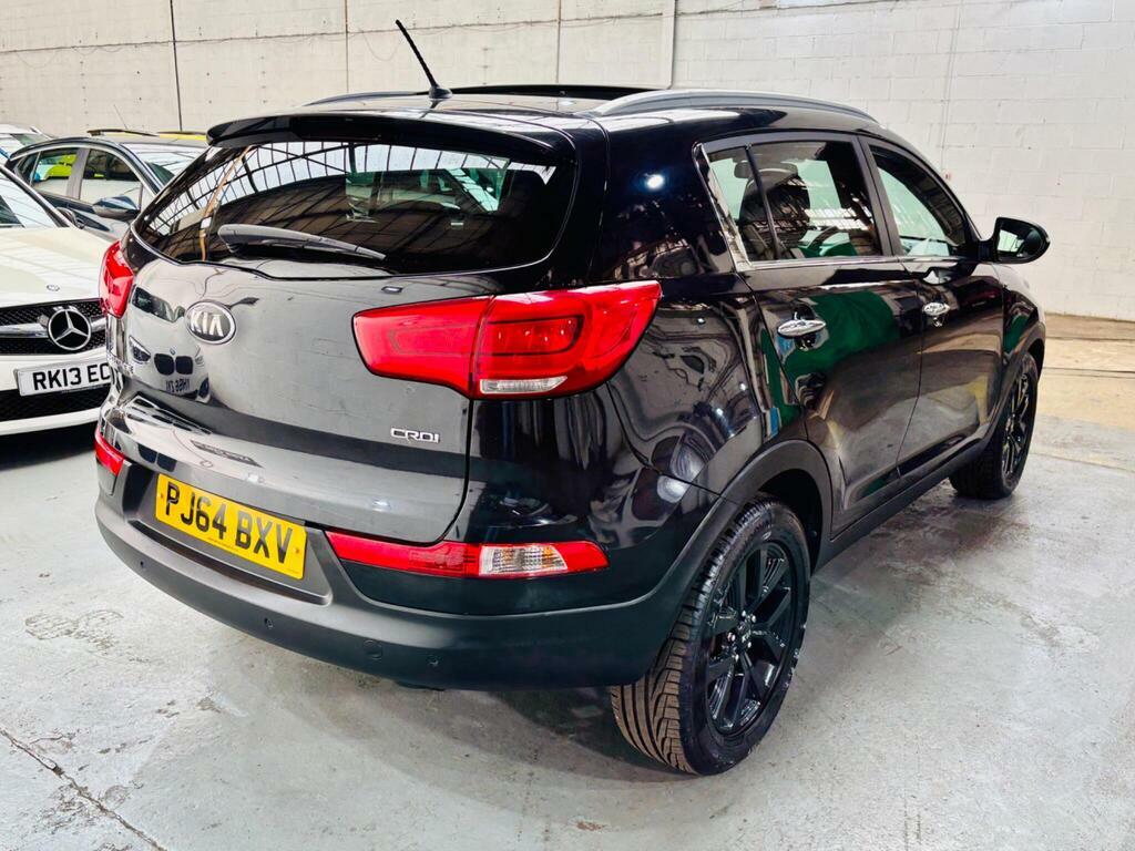 Kia Sportage  Black #4