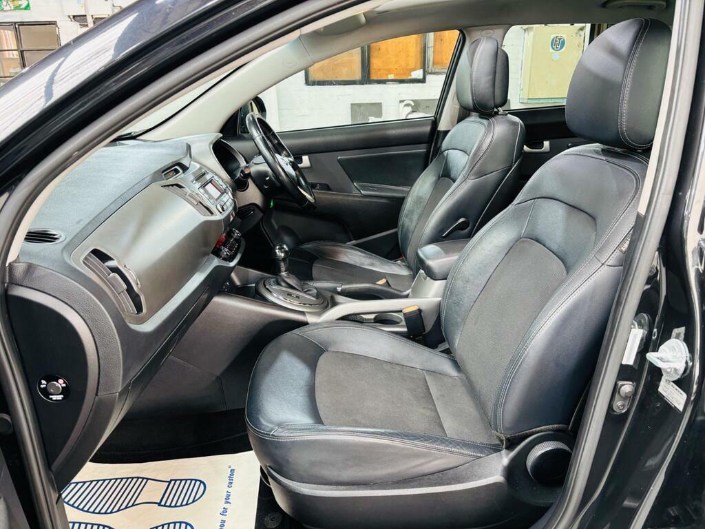 Kia Sportage  Black #13