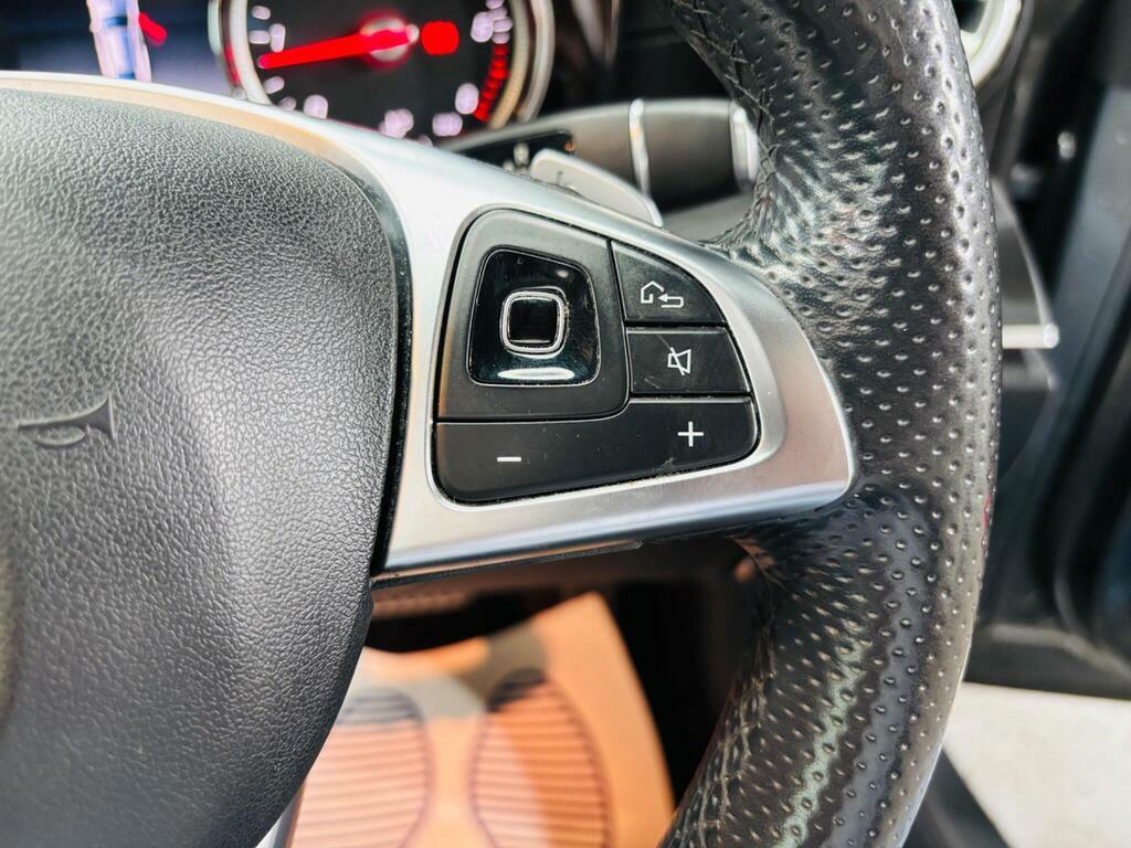 Mercedes-Benz E Class 2.0 E 220 D Amg Line Premium 192 Bhp Black #19