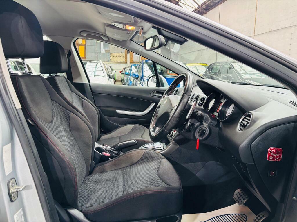 Peugeot 308 Hatchback Black #11