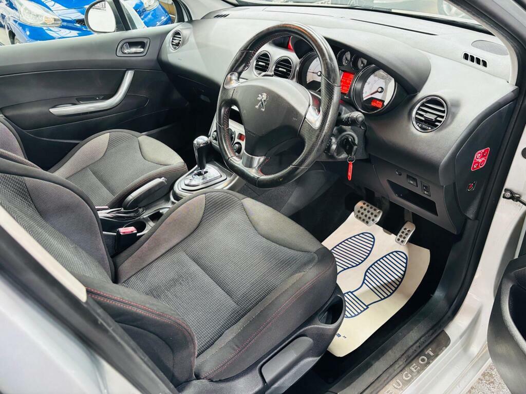 Peugeot 308 Hatchback Black #9