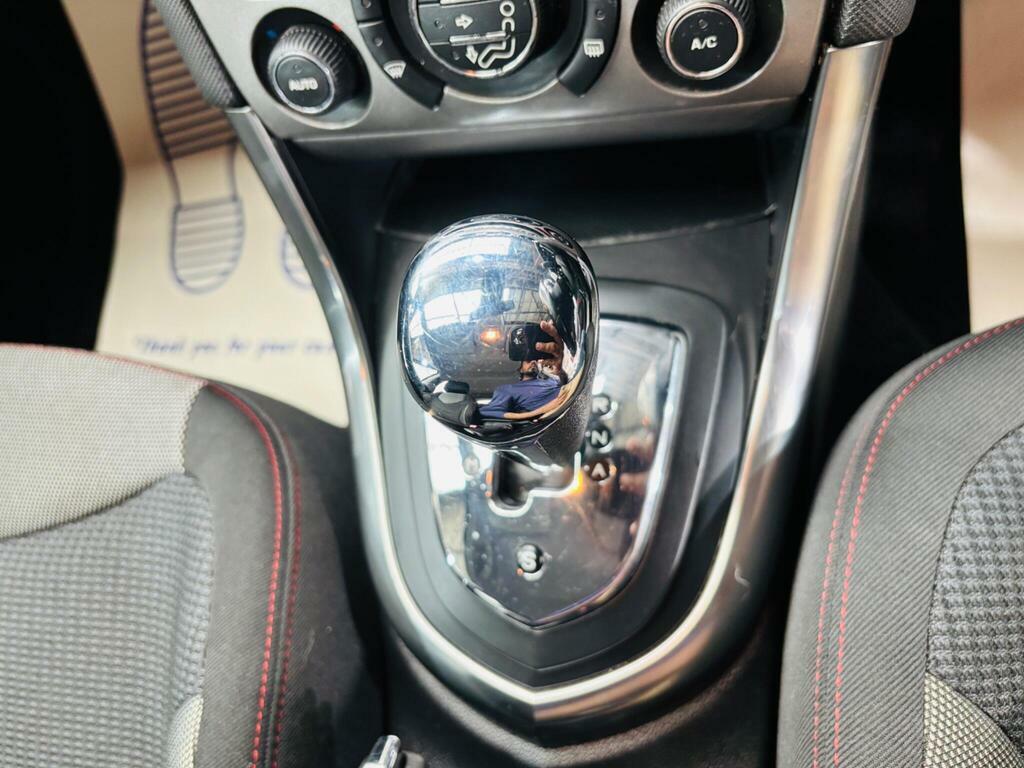 Peugeot 308 Hatchback Black #17