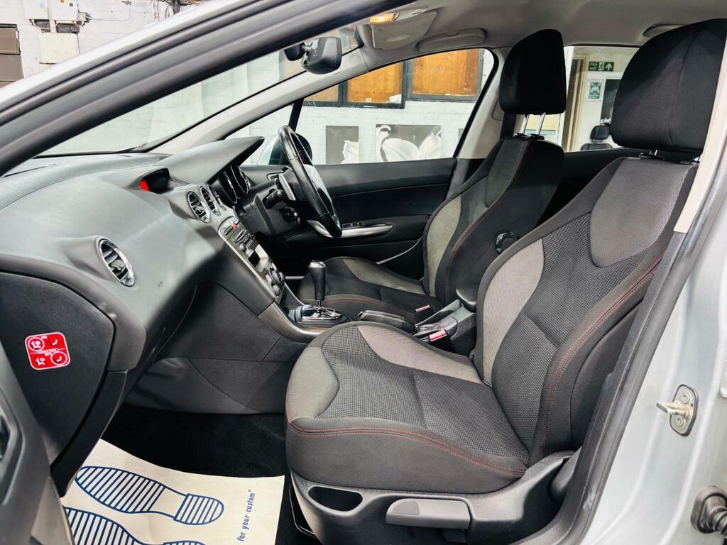 Peugeot 308 Hatchback Black #13