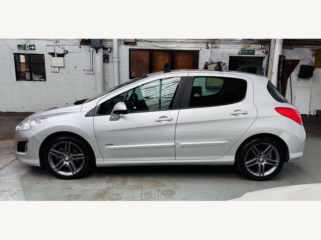 Peugeot 308 Hatchback Black #8